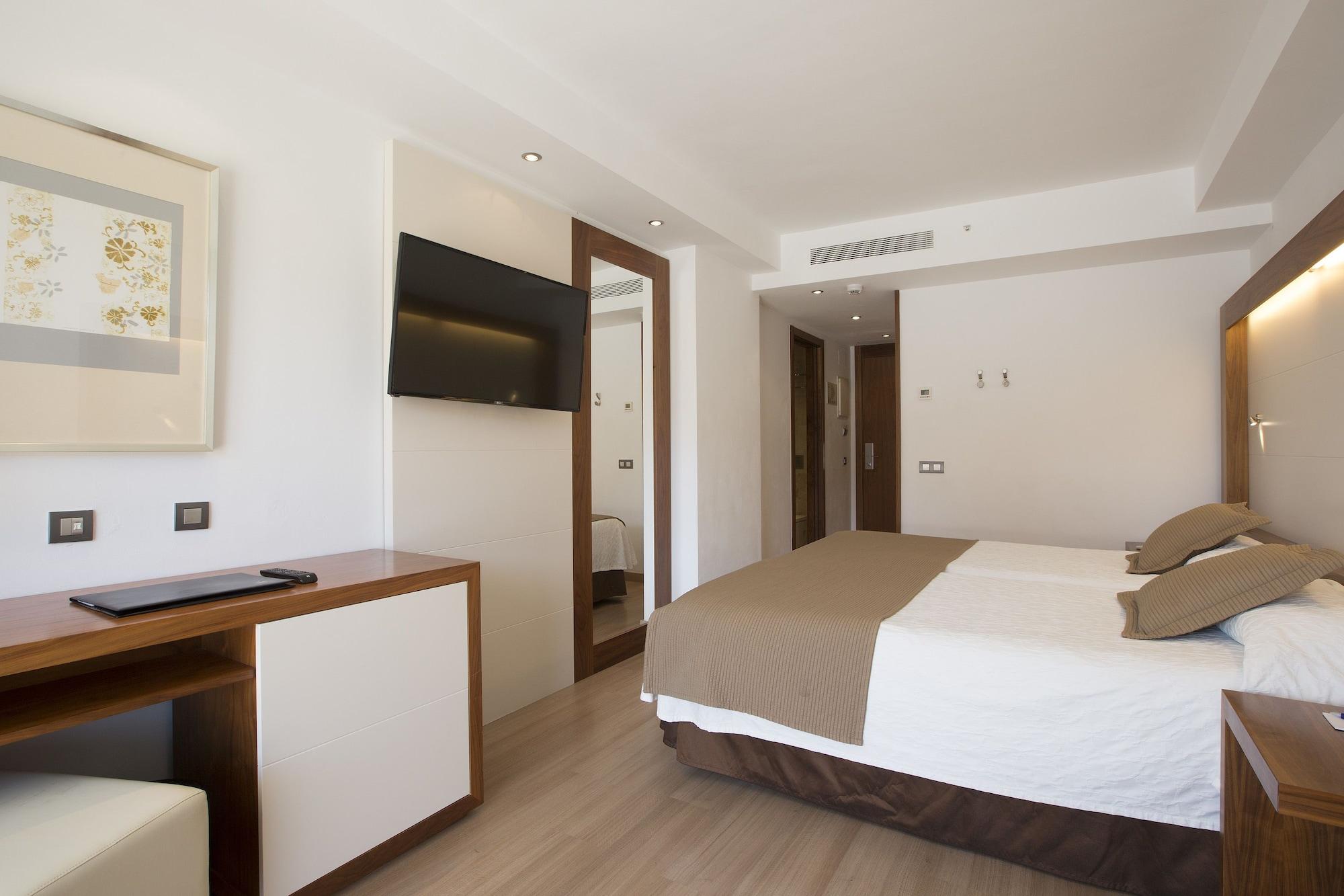 Hipotels Cala Millor Park Екстер'єр фото