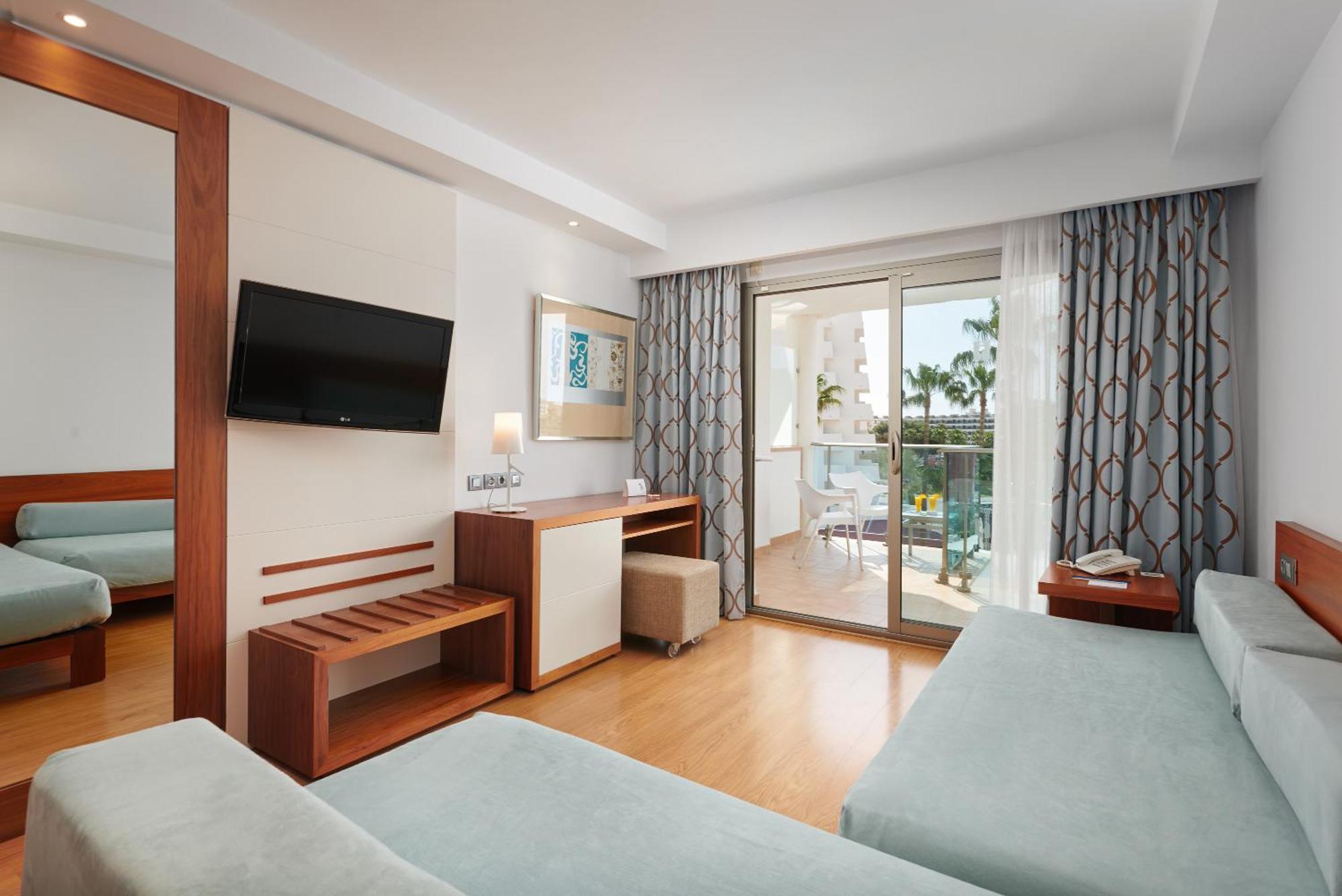 Hipotels Cala Millor Park Екстер'єр фото